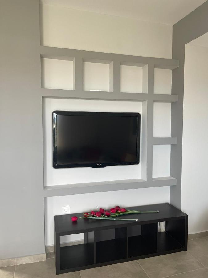 Airport View Apartments Artemi Extérieur photo